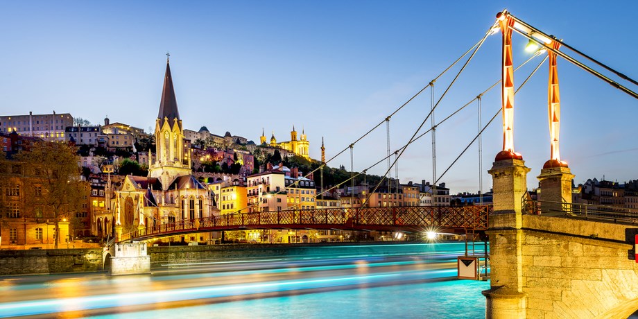 Dernière Minute** -50 % ! Croisière 8 jours Le Rhône & la Saône 5* en pension complète !